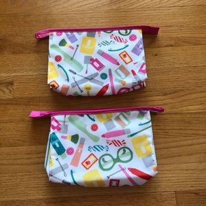 🌵Clinique makeup bag